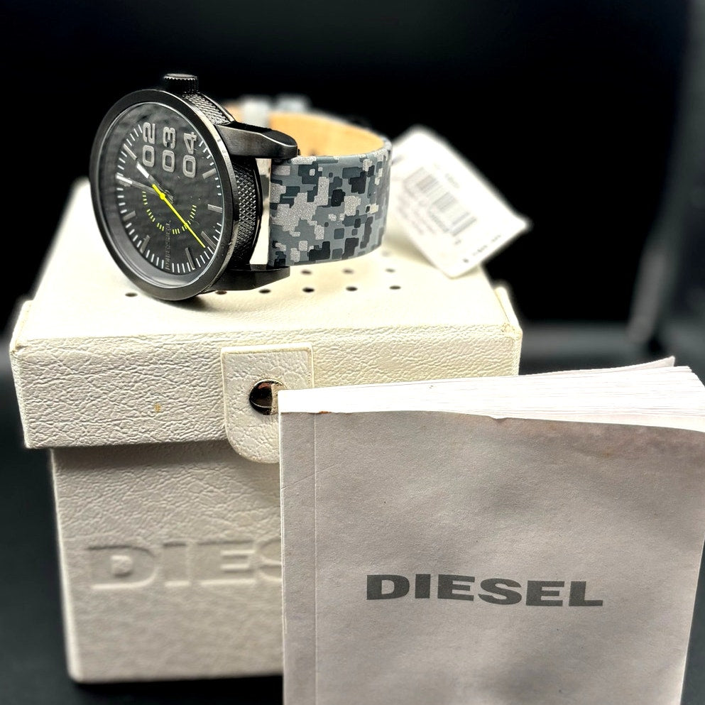 Diesel Double Down DZ1664 Mens Watch Camo Leather Strap Black Dial 46mm NIBWT
