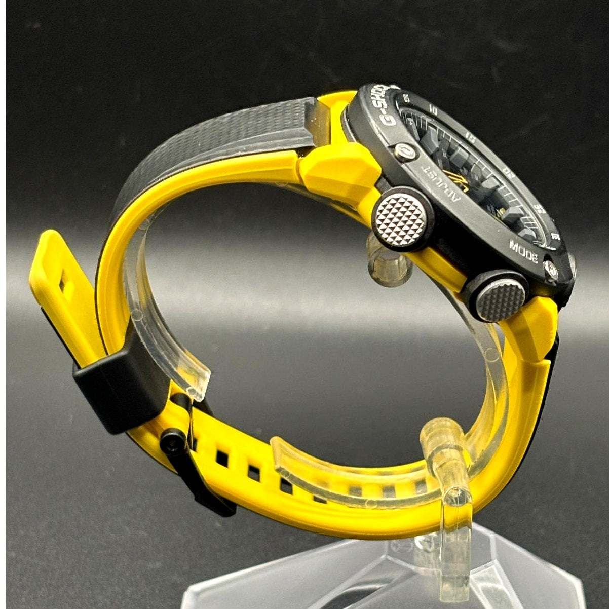 Casio G-Shock GA-2000-1A9 Carbon Core Guard 200M Yellow Black Men’s Watch