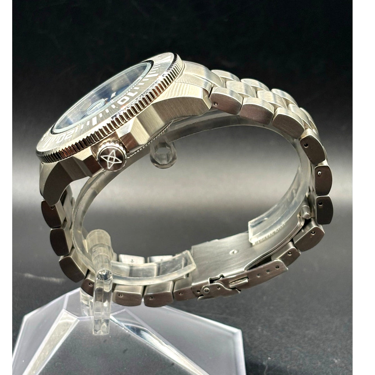 Aragon Divemaster II A334MOP Automatic 50mm Mother of Pearl Men’s Watch Full Set