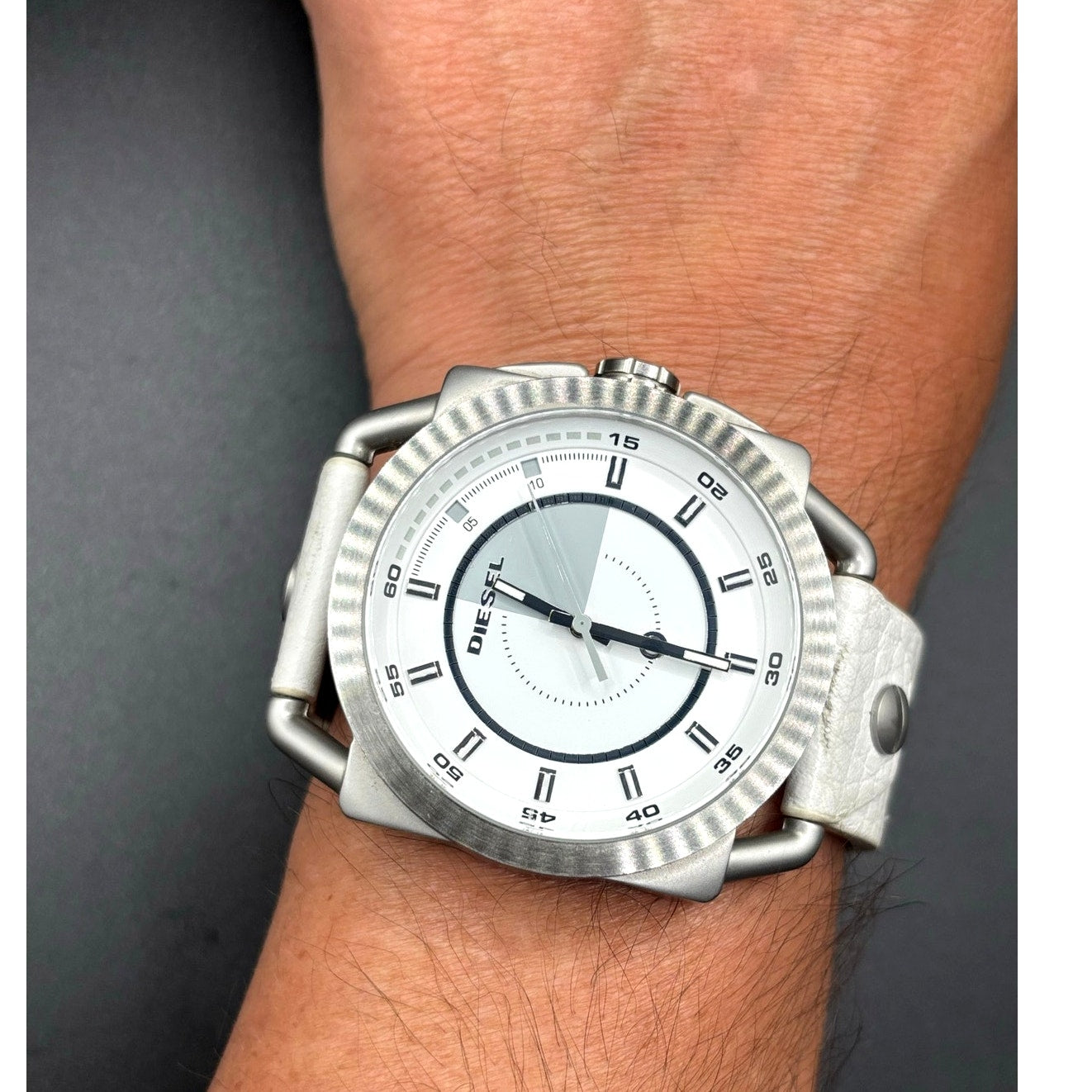 Diesel DZ1577 Descender White Dial White Leather Men’s Watch 46mm