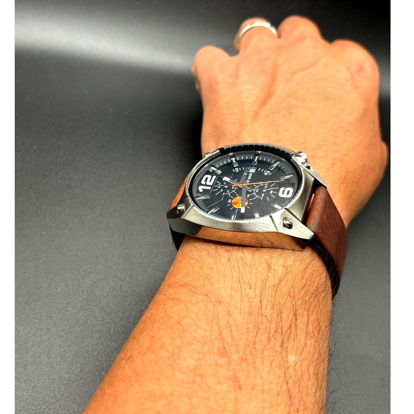 Diesel DZ4204 Men’s Overflow Chronograph Silver Case Brown Leather Watch