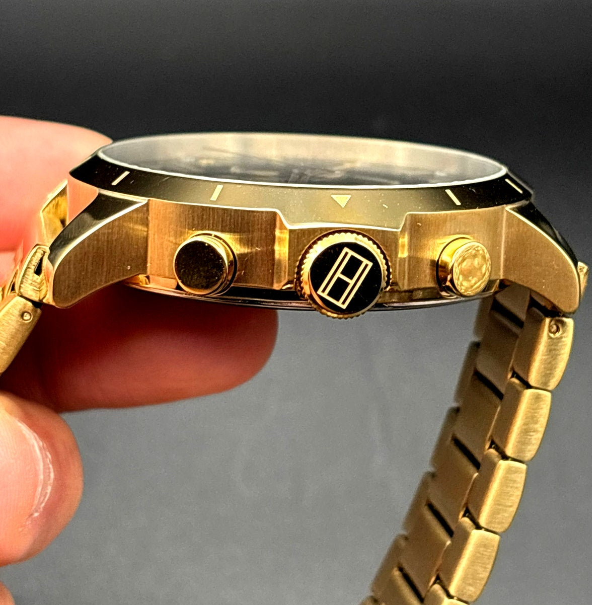 Tommy Hilfiger Luca 1710511 Men’s Multifunction Gold Tone Black Dial Watch NIBWT
