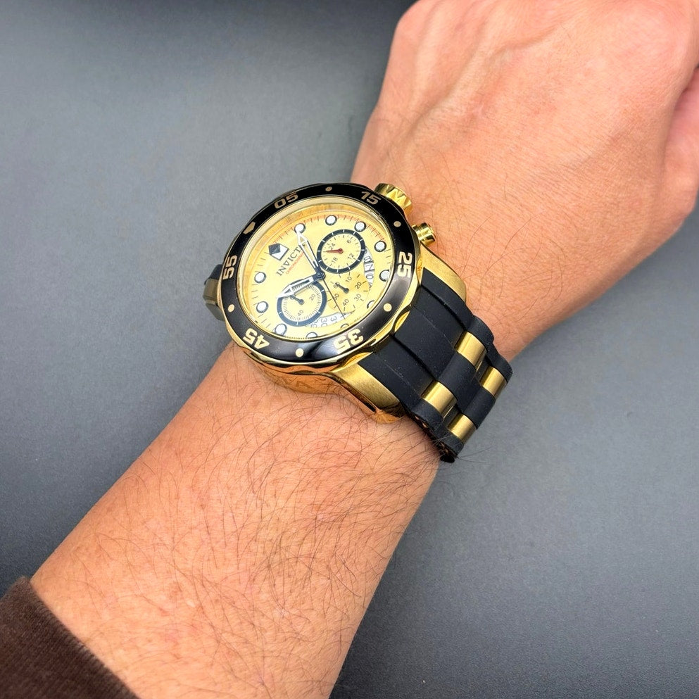 Invicta Pro Diver 17566 Men’s Chronograph Black & Gold Silicone Strap Watch NIB