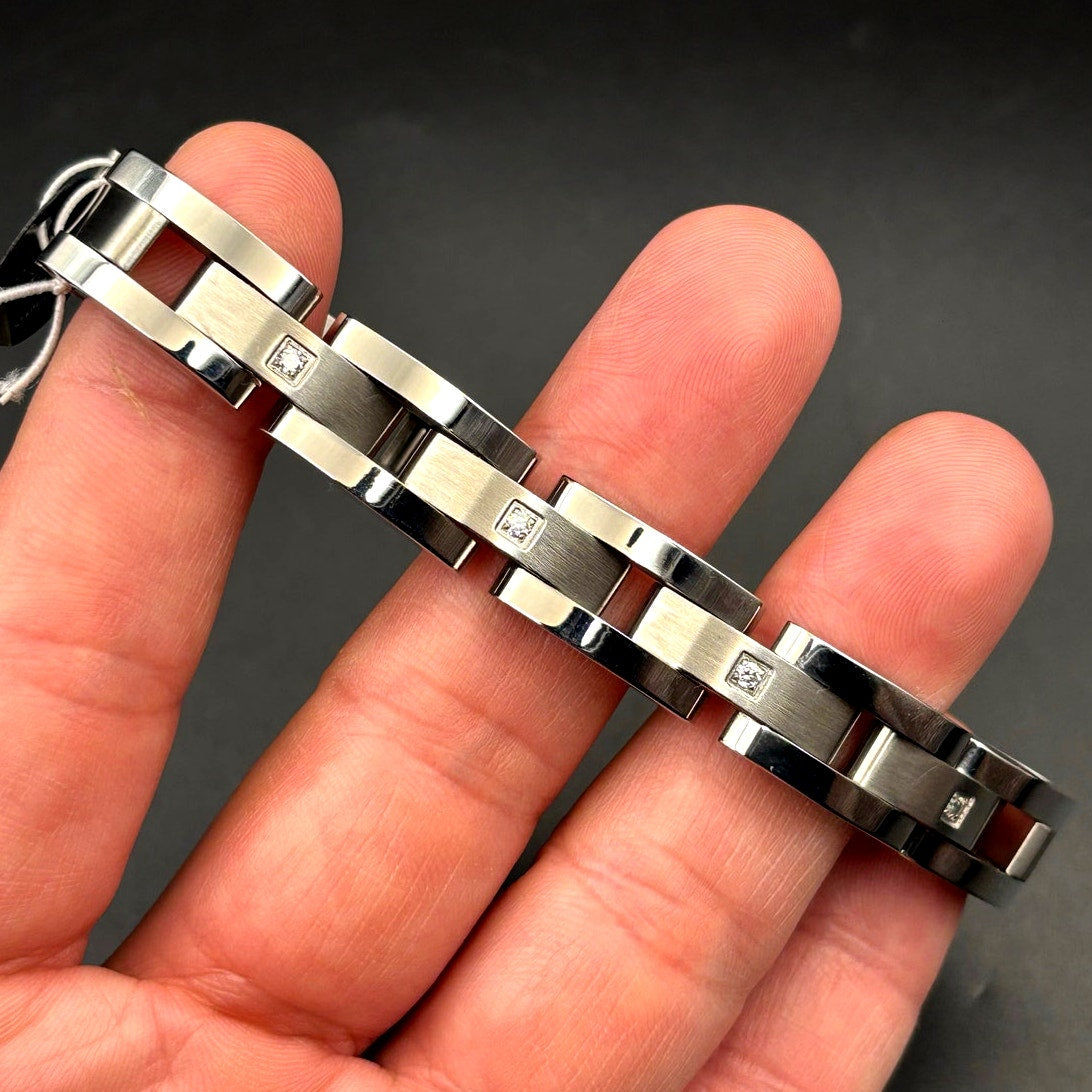 Blackjack BJB49T Men's Curved Link Stainless Steel Bracelet Cubic Zirconia NIBWT