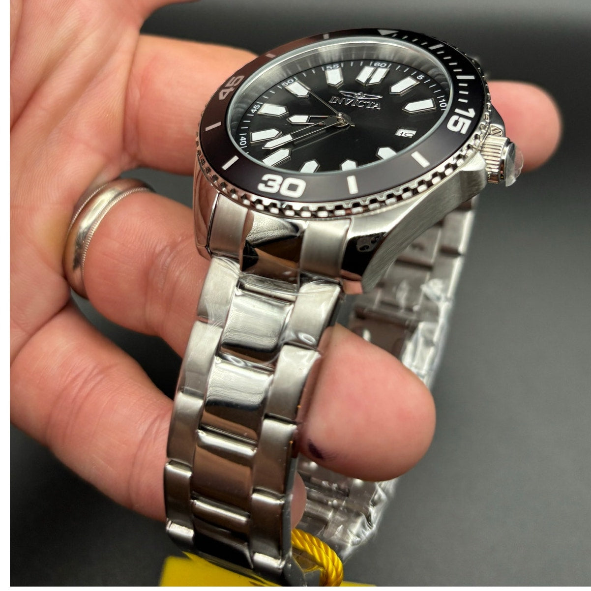 Invicta Pro Diver 46316 Mens 43mm Black Dial Stainless Steel Quartz 50m NIBWT