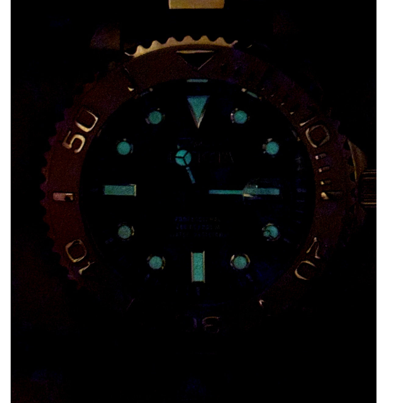 Invicta Pro Diver 15193 Gold Tone Blue Dial 47mm Men’s Dive Style Watch NIBWT
