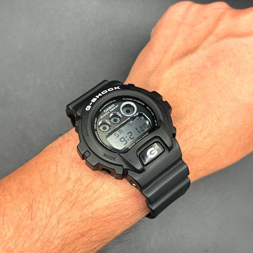 Casio G-Shock DW6900BW-1 Garish Black 200M Mens Watch Discontinued