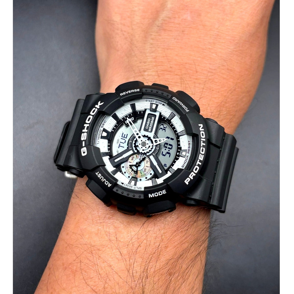 Casio G-Shock GA-110BW-1A Black White Analog Digital 200M Watch NWOT