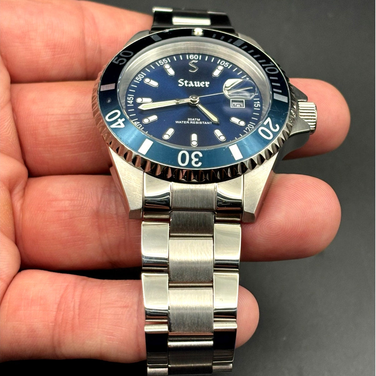 Stauer 29221 Excursion Dive Blue Dial 20 ATM Stainless Steel Date Men's Watch