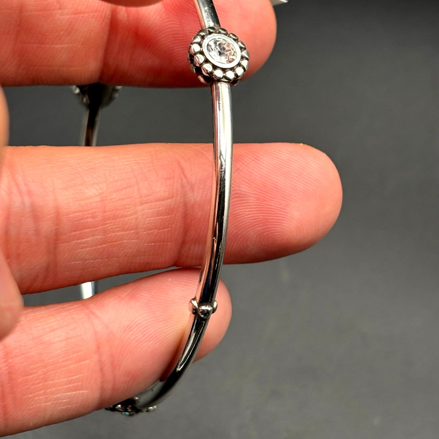 Brighton J39172 Women’s Twinkle Round Bangle Silver Plated Crystal Bracelet NWT