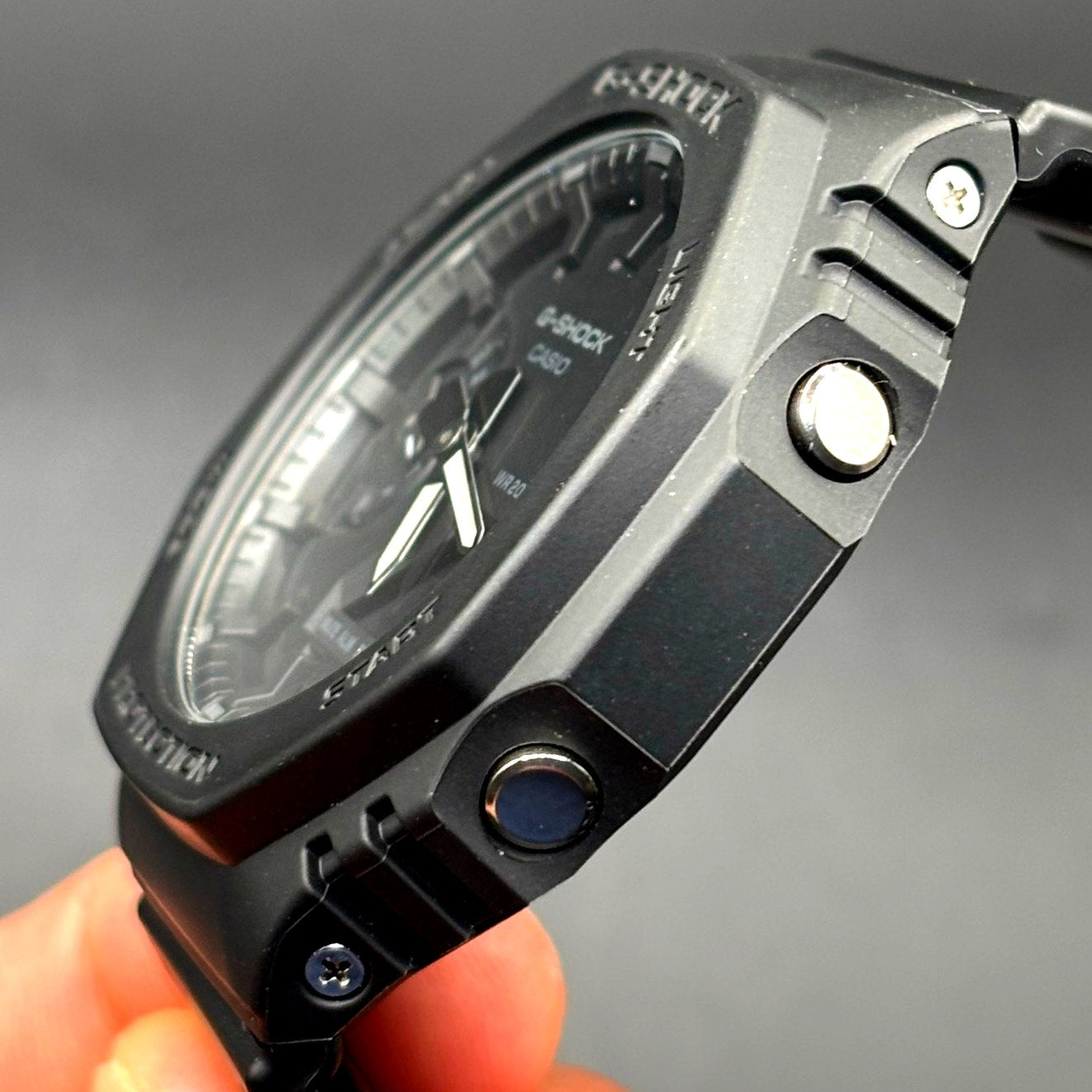 Casio G-Shock GA-2100-1A1 Monochrome Black Carbon Core Guard CasiOak Watch NIB