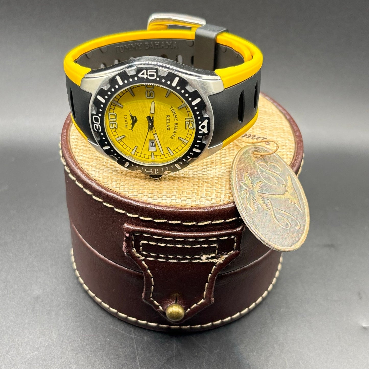 Tommy Bahama Relax RLX1000 Yellow Dial 43mm Diver Mens Watch 10ATM Beach Cruiser