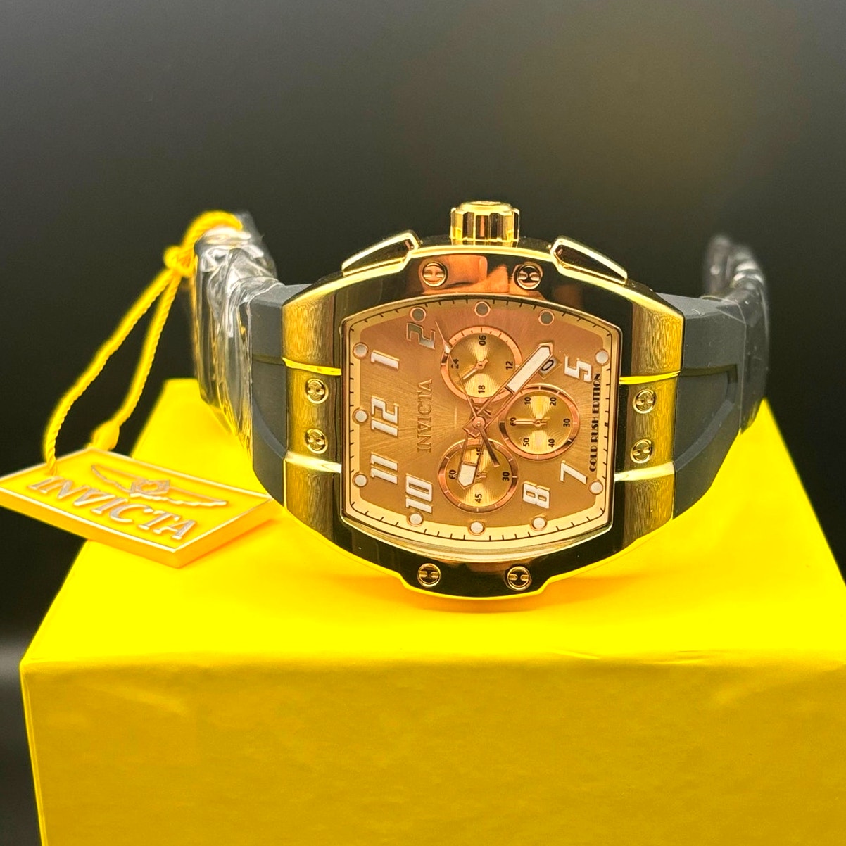 Invicta Racing Gold Rush 48939 Men’s Chronograph Limited Edition NIBWT