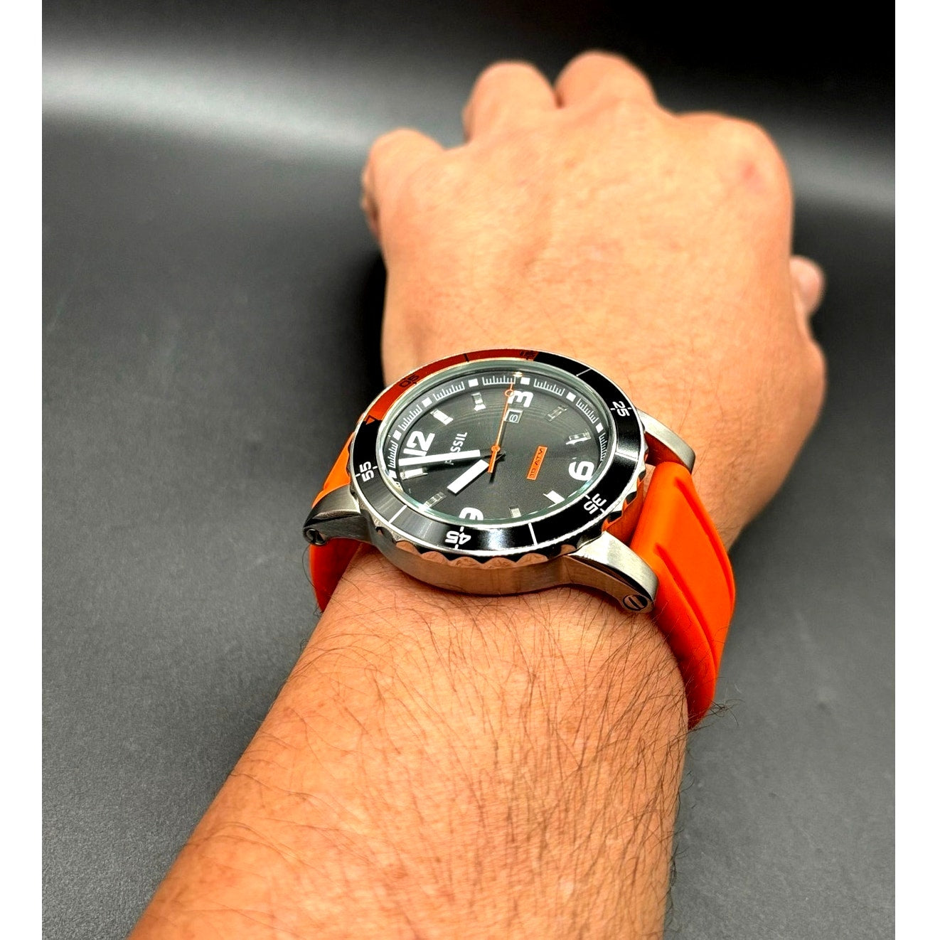 Fossil Sport AM4259 Dive Style Orange Silicone Strap Men’s Watch 46mm 10 ATM NIB