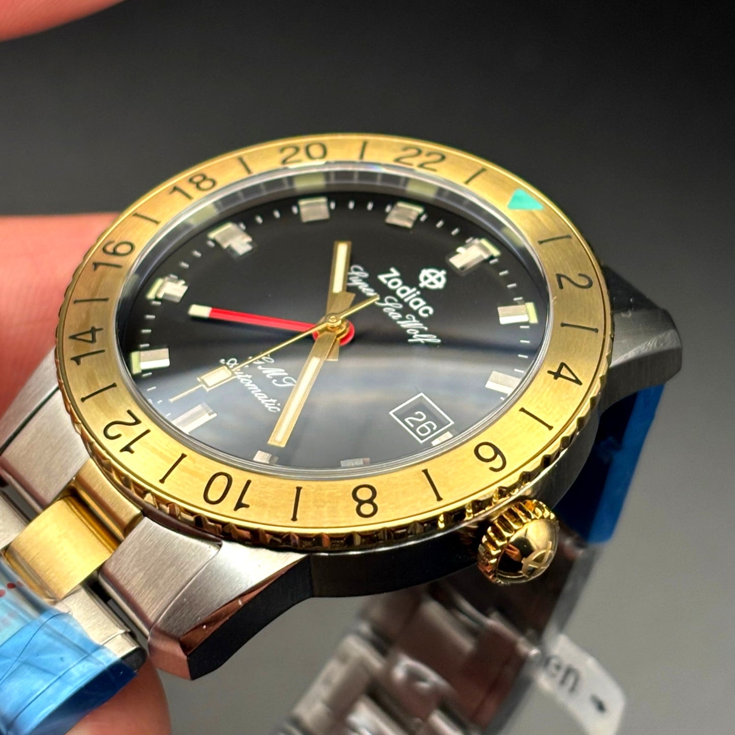 Zodiac Super Sea Wolf ZO9406 Mens 40mm GMT Automatic Stainless Steel Watch NIBWT