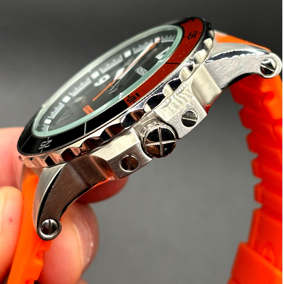Fossil Sport AM4259 Dive Style Orange Silicone Strap Men’s Watch 46mm 10 ATM NIB