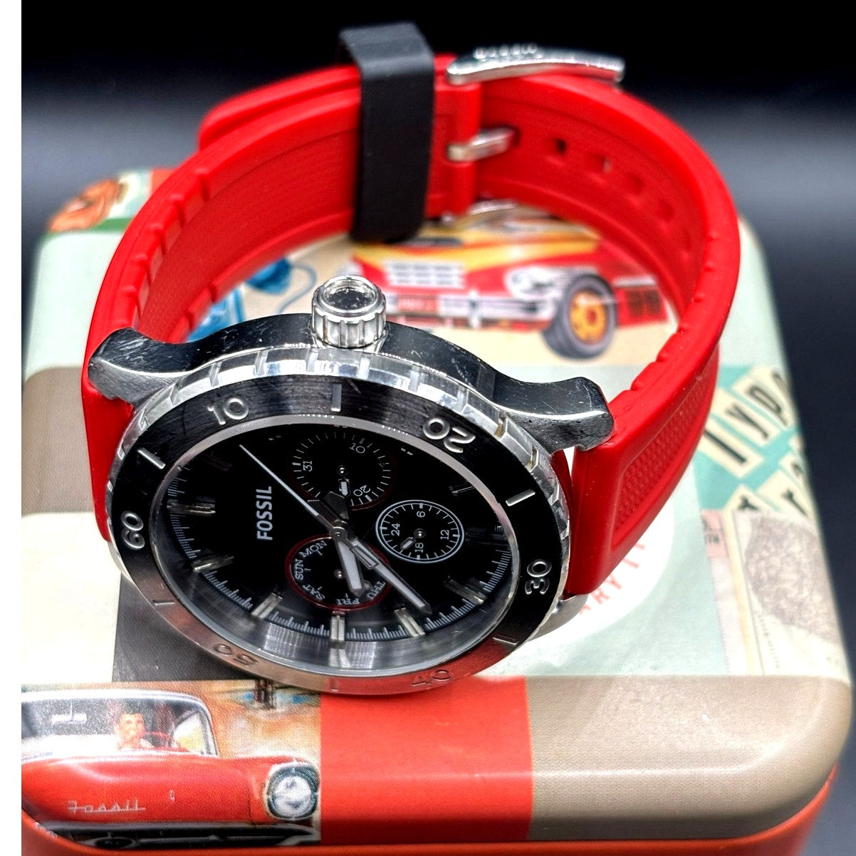 Fossil Kipton BQ1061 Black Dial Red Silicone Strap Multifunction Watch 42mm