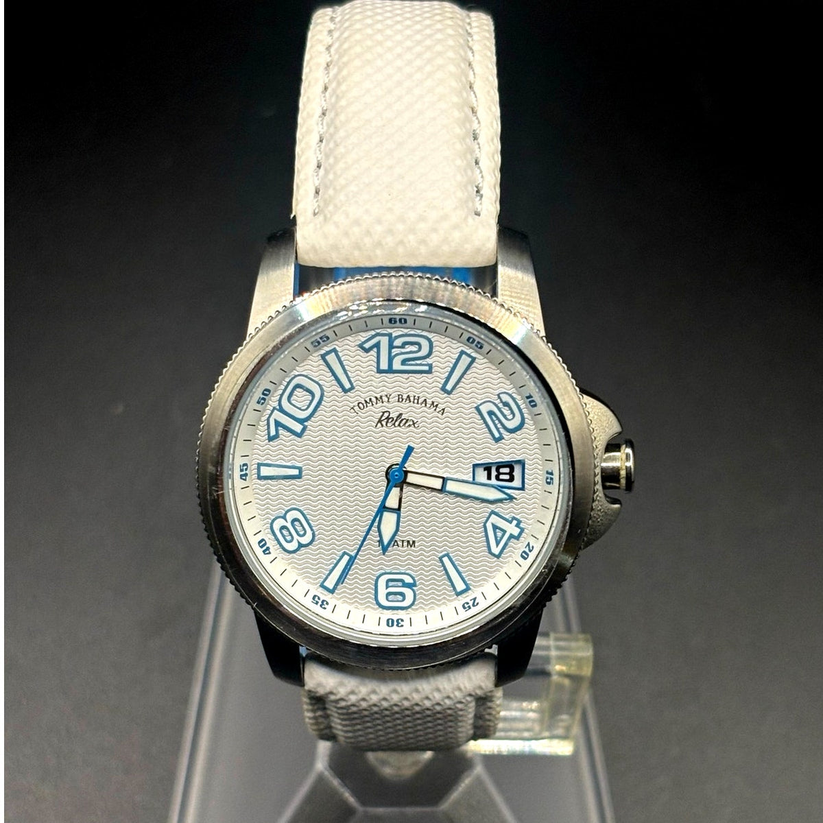 Tommy Bahama Relax RLX2017 Women’s 36mm White Blue Quartz Watch Full Set