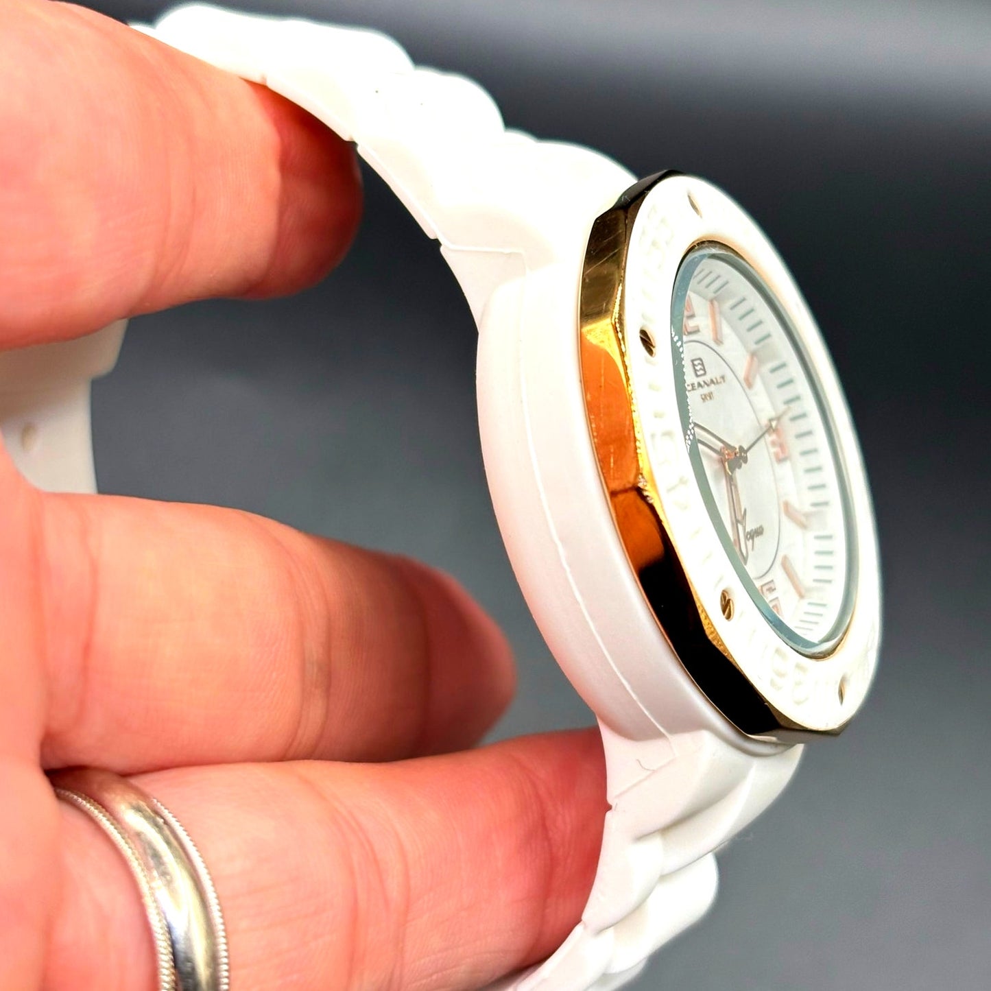 Oceanaut Acqua Sport OC0216 White Rose Gold 41mm Women's Watch NIB