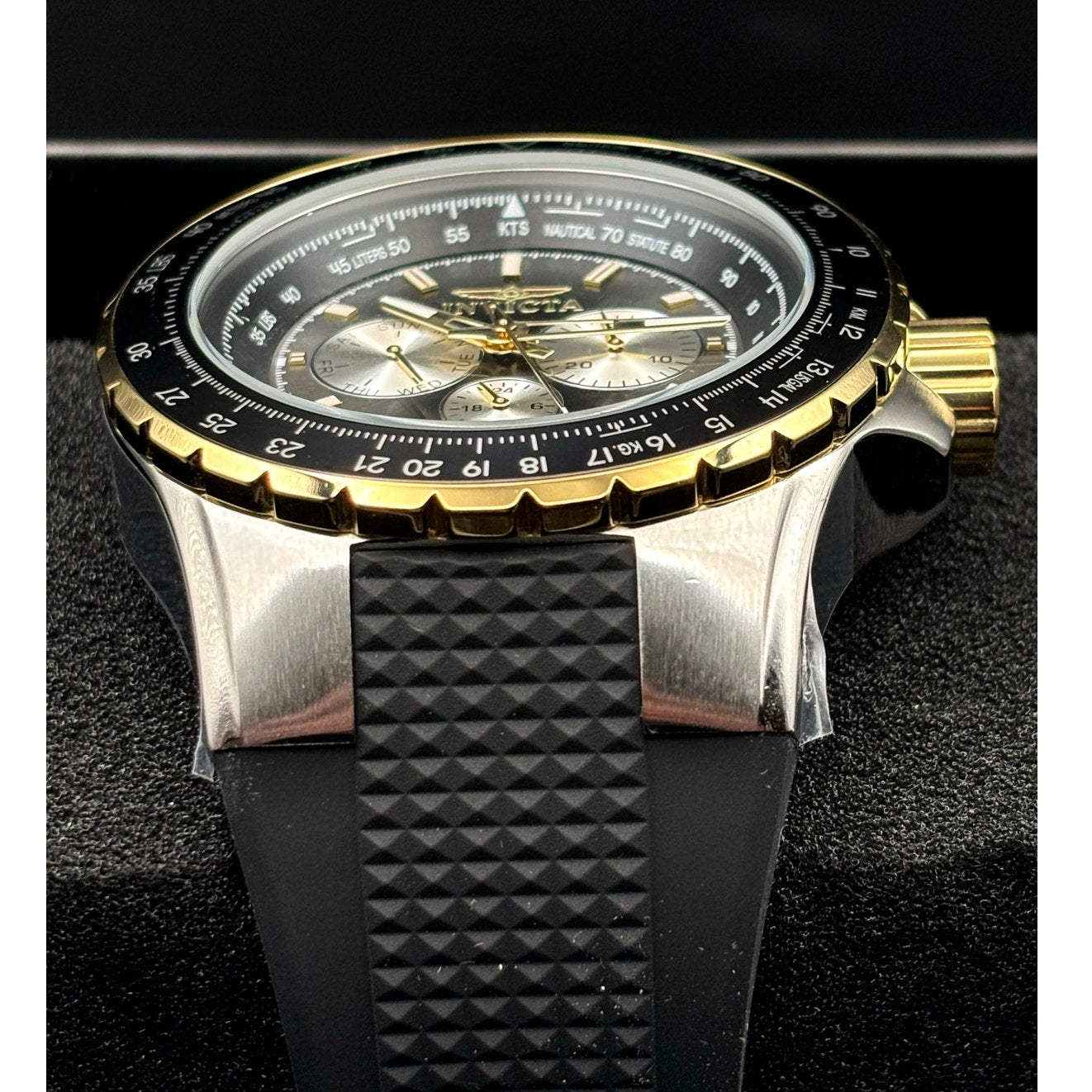 Invicta 33029 Aviator Skyshock Men’s Black Dial Gold Bezel Silicone Watch NIBWT
