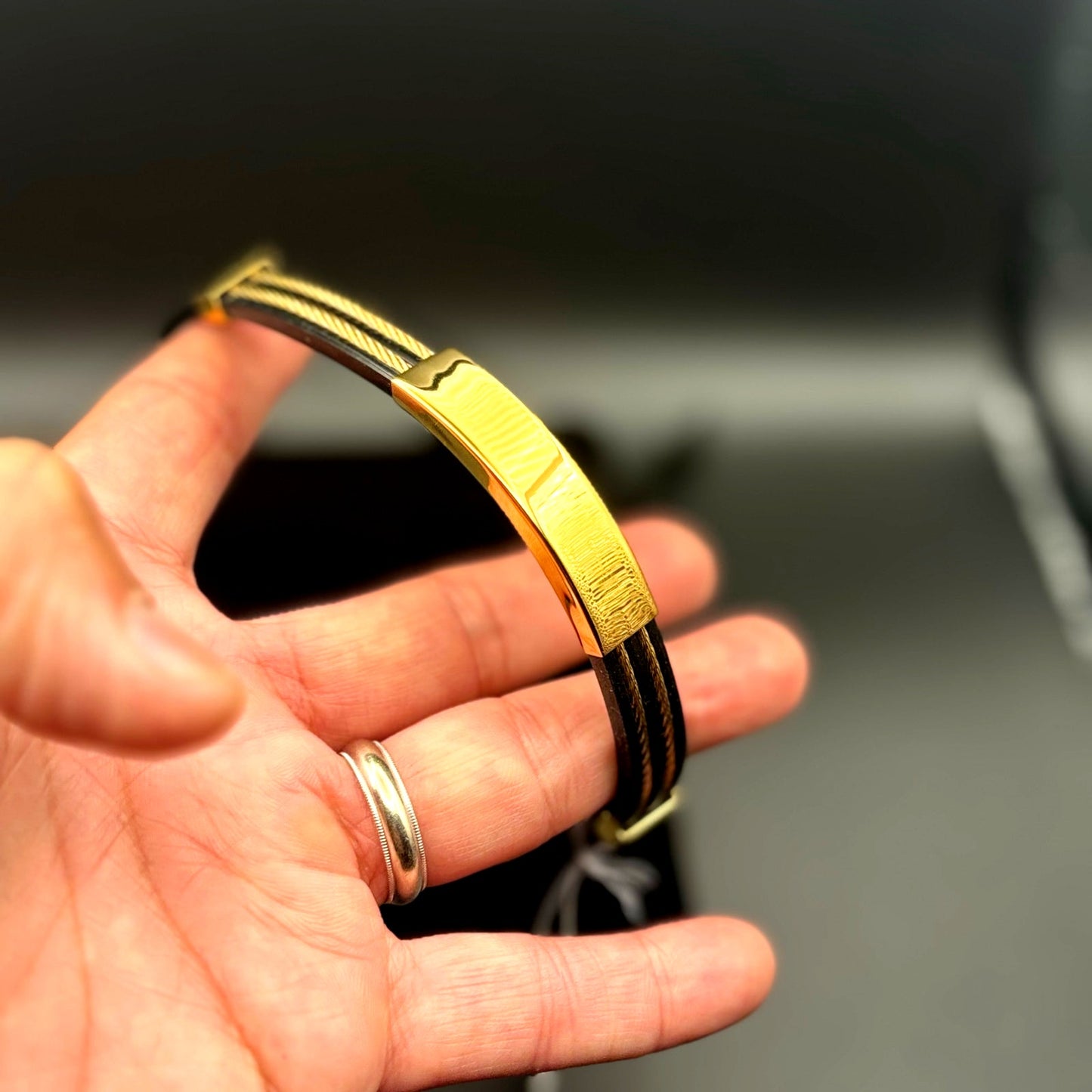 Blackjack BJB251G Mens Black Silicone Gold Stainless Steel Wire Bangle Bracelet