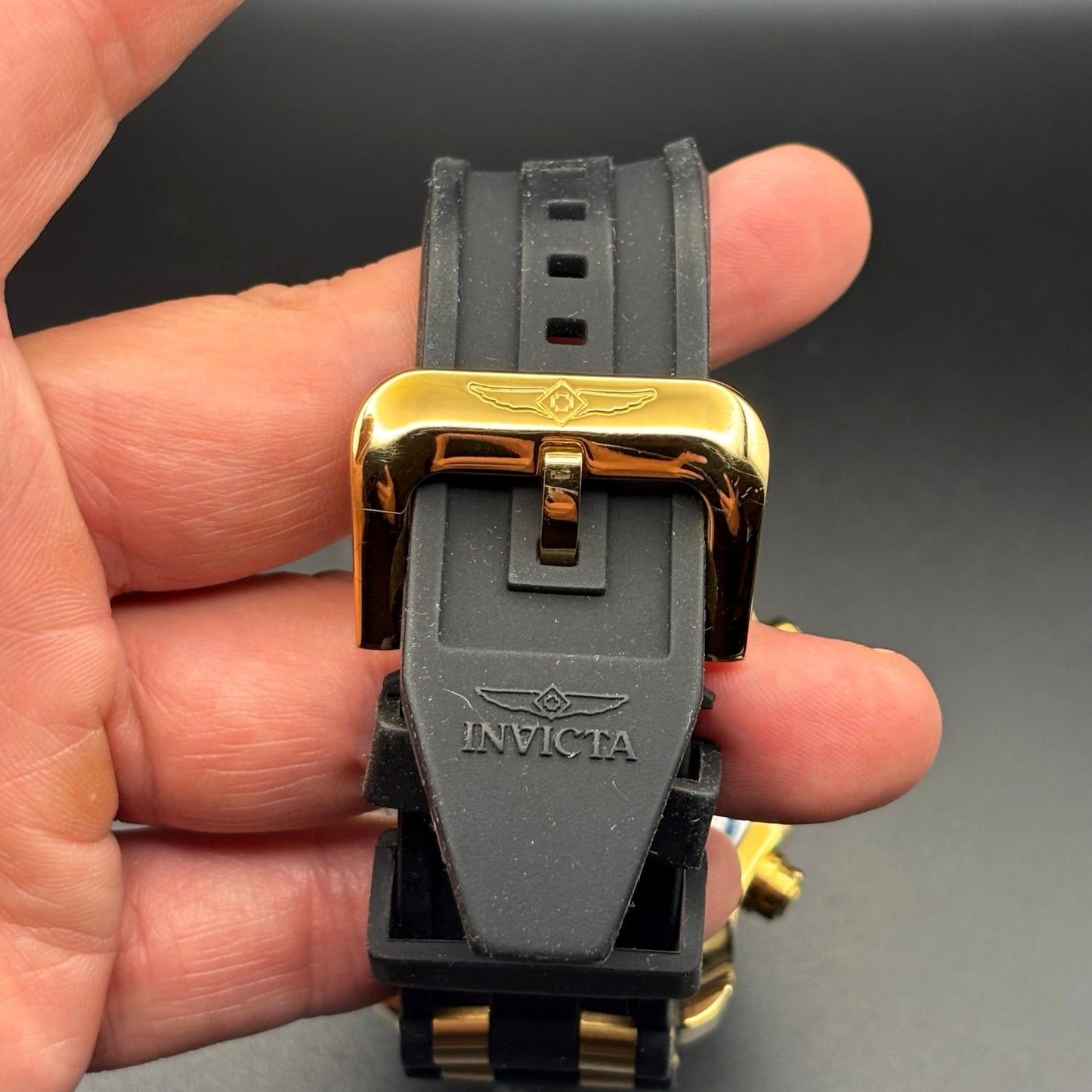 Invicta Pro Diver 17566 Men’s Chronograph Black & Gold Silicone Strap Watch NIB