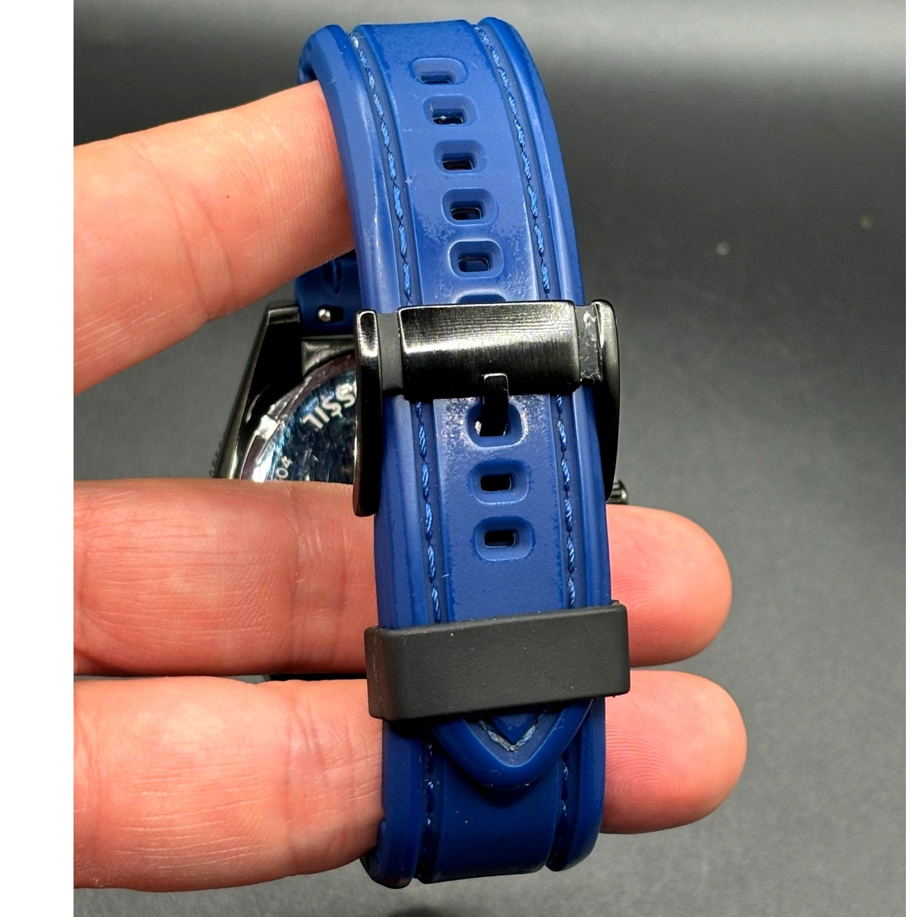 Fossil Flynn BQ2016 Multifunction Dive Style Blue Silicone Men's Watch 45mm