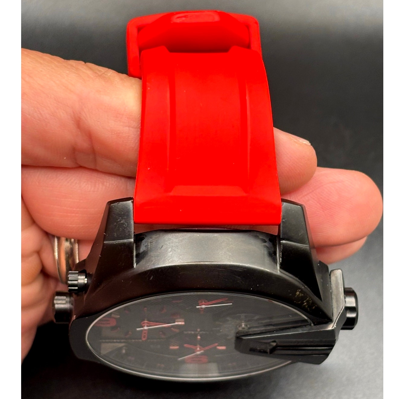Diesel Uber Chief DZ7466 Four Time Zone Black Red 54mm Men’s Watch