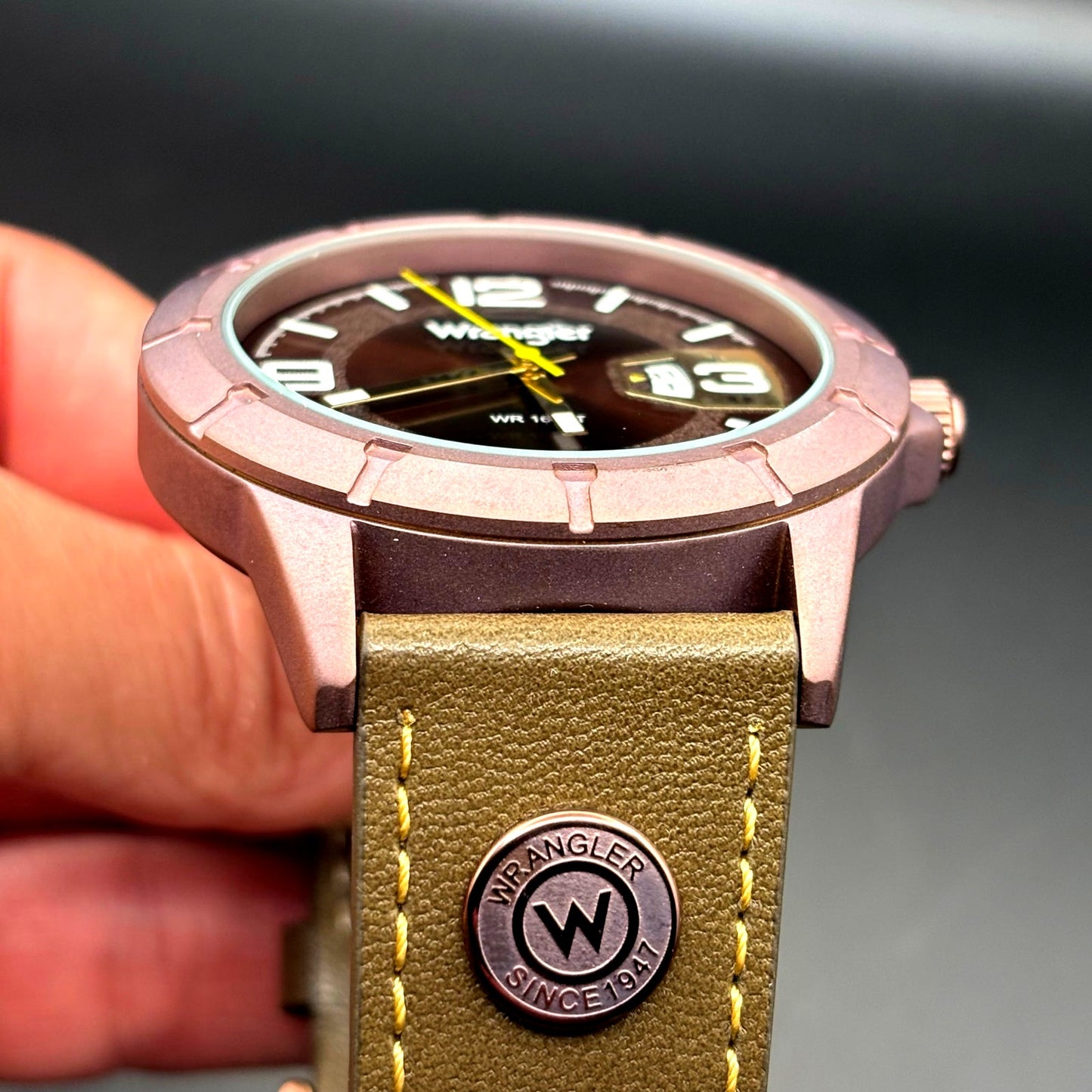 Wrangler WRW5001-5BR Men’s Purple Dial Watch Olive Brown Leather Strap NIBWT