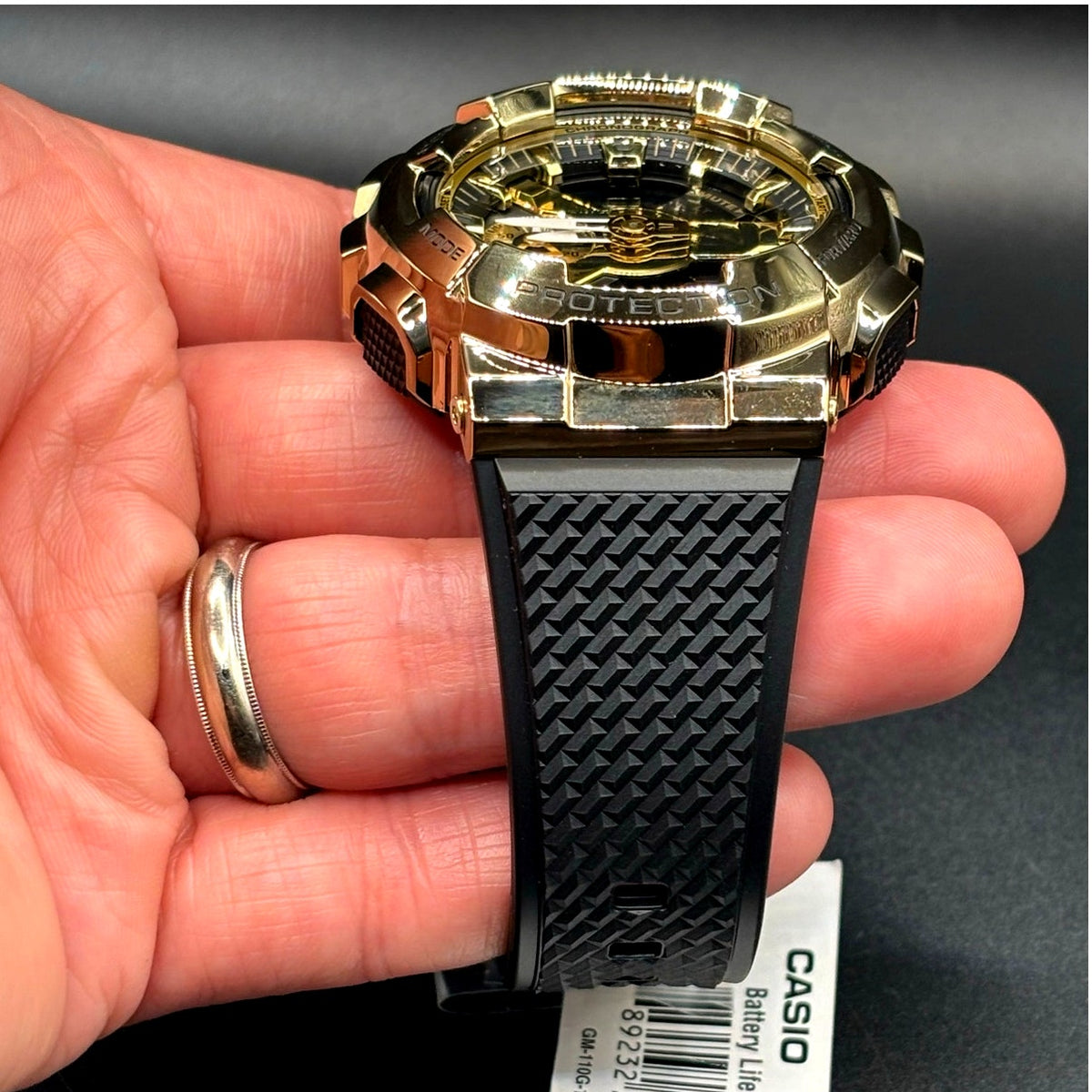 Casio G-Shock GM110G-1A9 Black Gold Metal Covered Analog Digital Watch NIBWT