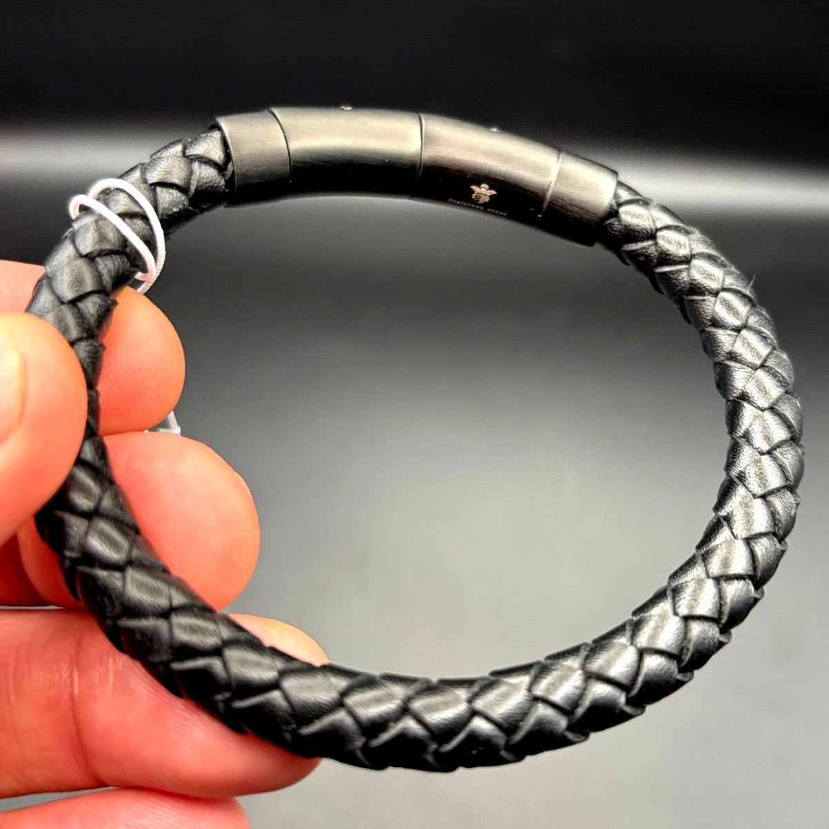 Blackjack BJB237BB Mens Black Leather Stainless Steel Extendable Bracelet NIBWT