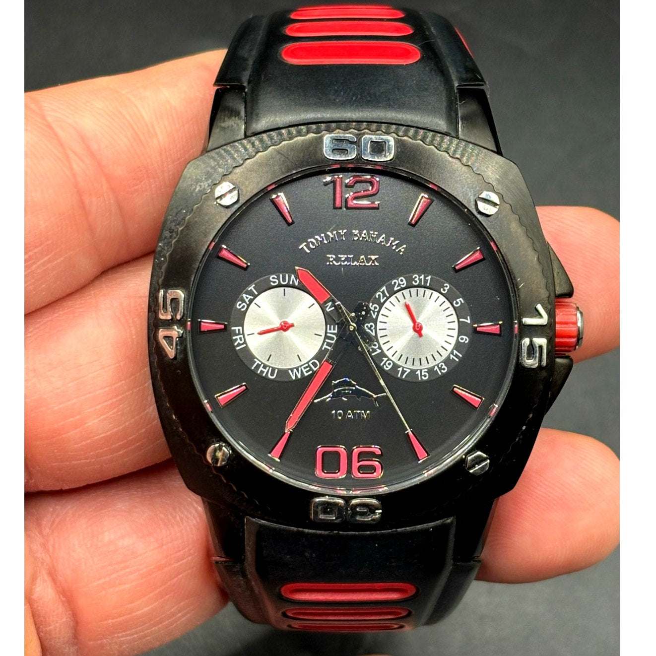 Tommy Bahama Relax TBRLX1033-A126 Reef Diver Black Red Silicone Men’s Watch