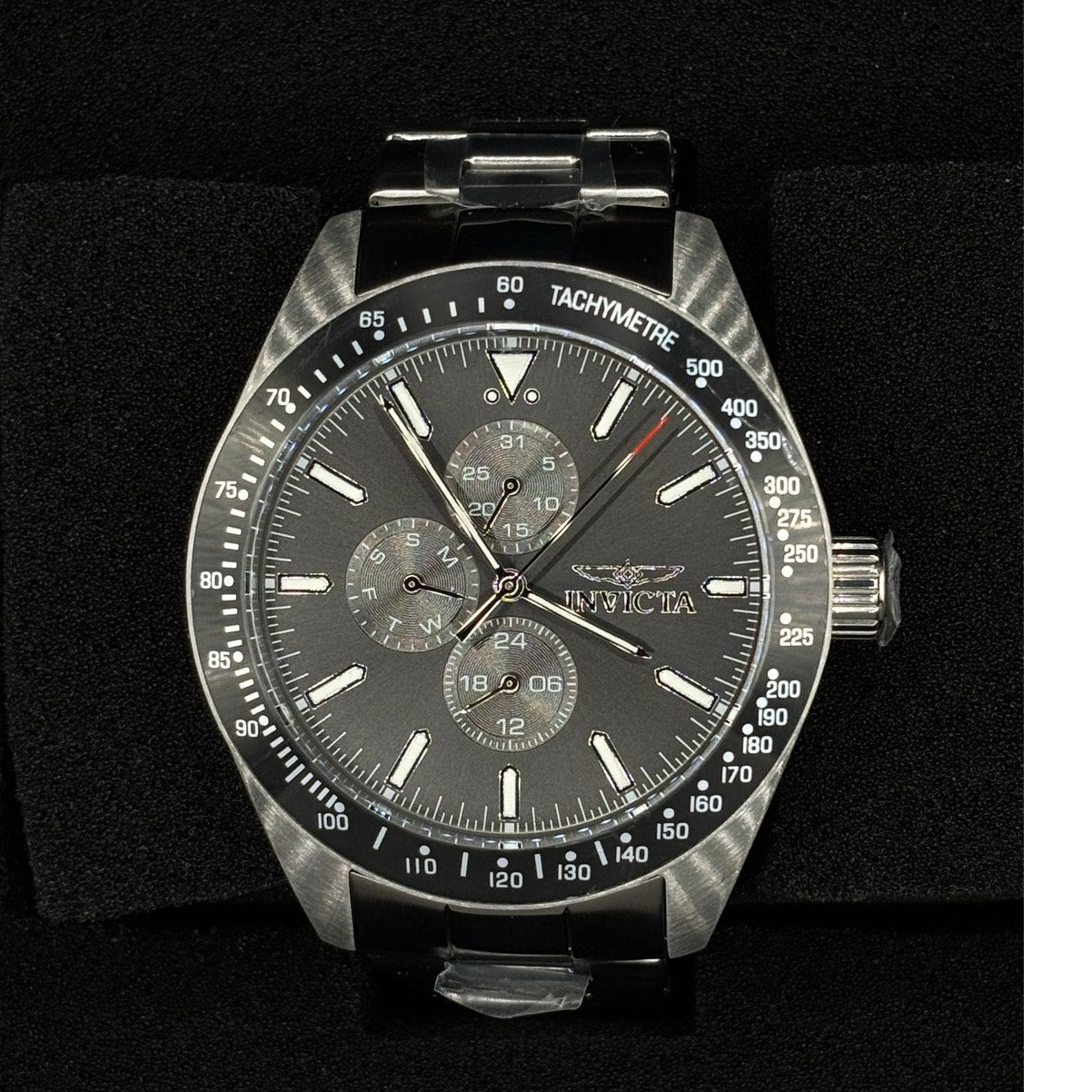 Invicta Aviator 47592 Men’s 45mm Quartz Charcoal Dial SS Bracelet 100M NIBWT