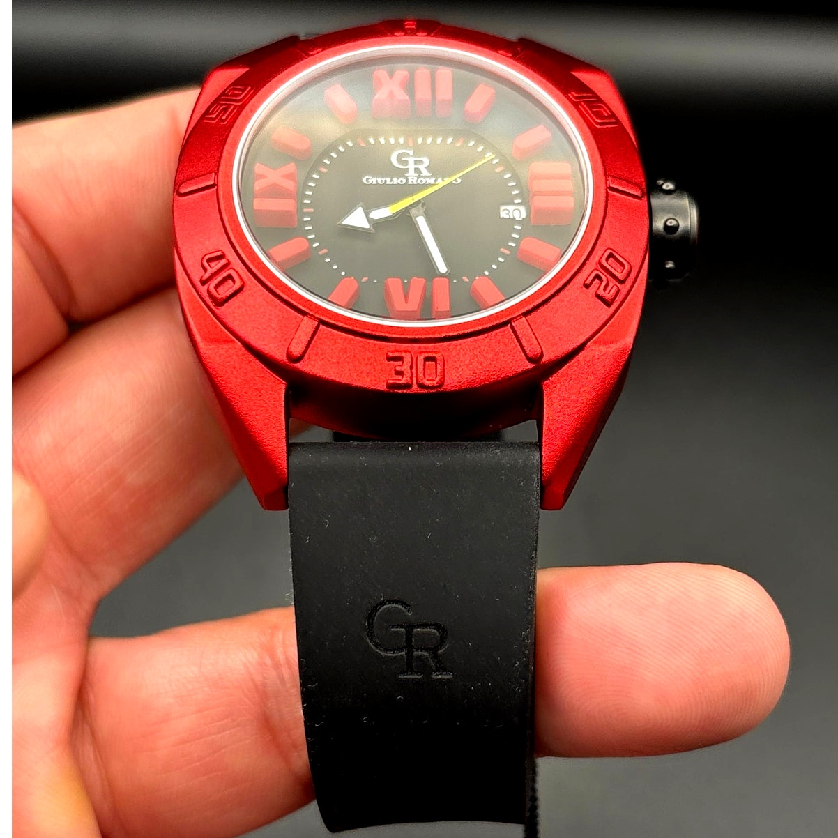 Giulio Romano Men’s Termoli GR-6000-17-004 Red Bezel Black Rubber Watch LNIB