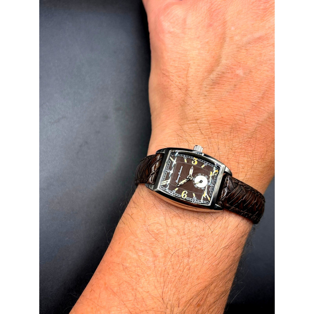 Tommy Bahama TB2126 Swiss Quartz Brown Leather Tonneau Women's Watch NIBWT