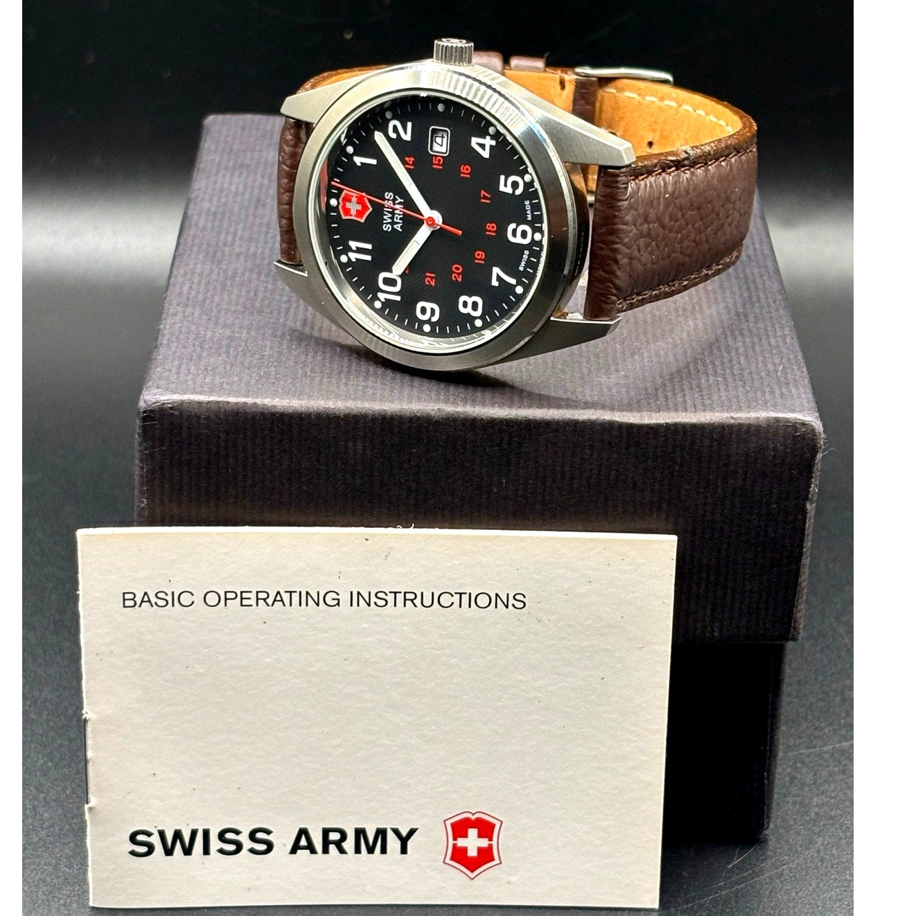 Victorinox Swiss Army Garrison 241083 Black Dial 40mm Leather Watch