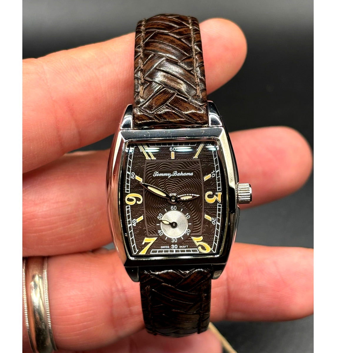 Tommy Bahama TB2126 Swiss Quartz Brown Leather Tonneau Women's Watch NIBWT