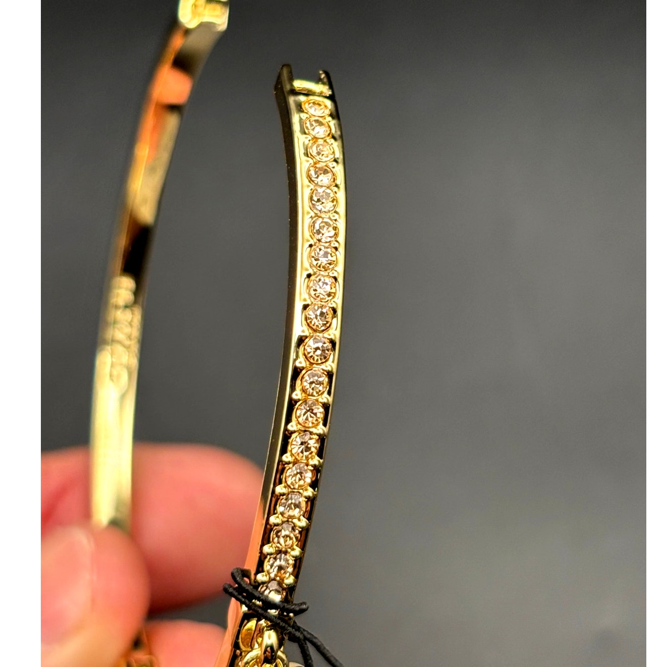 Coach Gold-Tone Stone Heart Charm Bangle Women’s Bracelet NWT Gift Ready