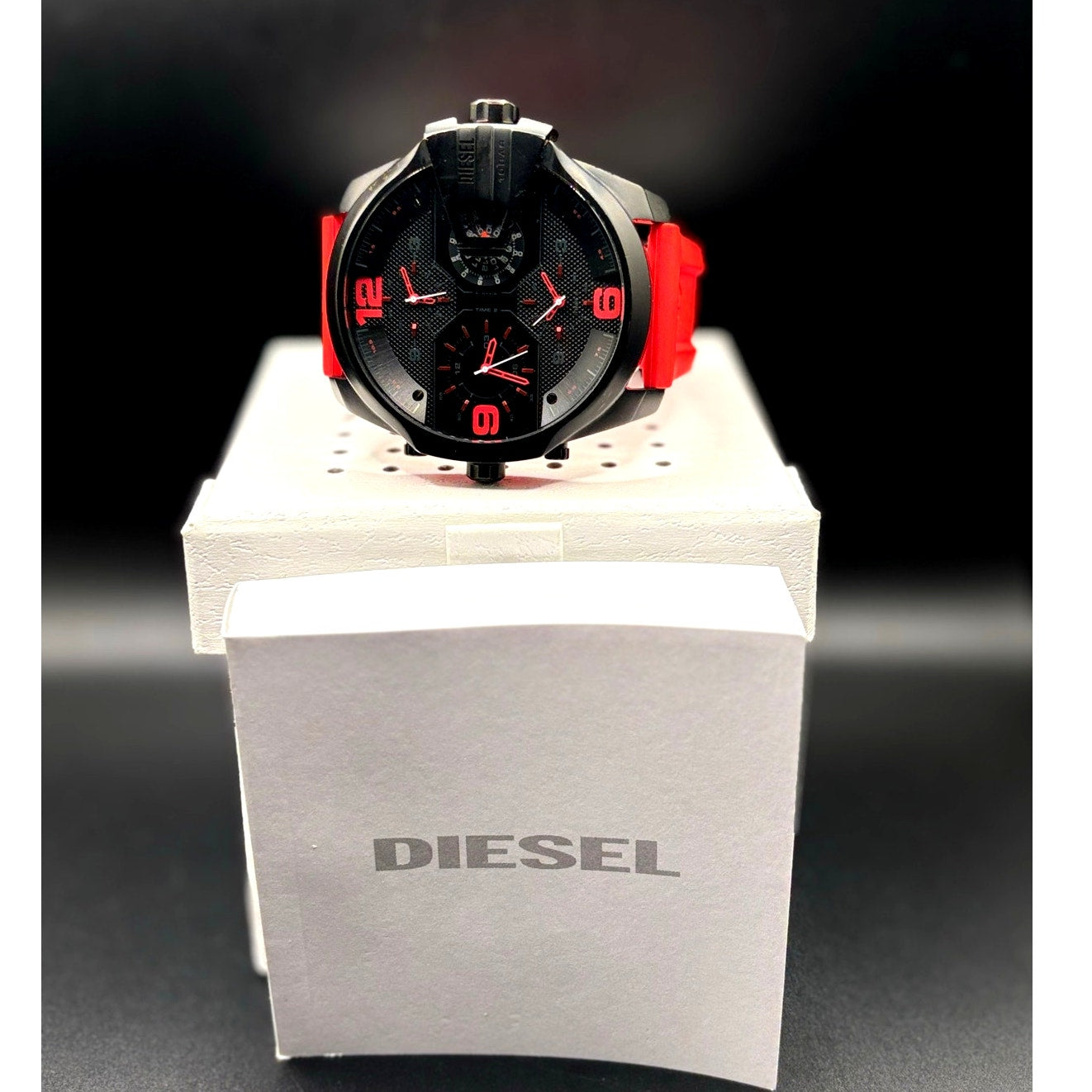 Diesel Uber Chief DZ7466 Four Time Zone Black Red 54mm Men’s Watch
