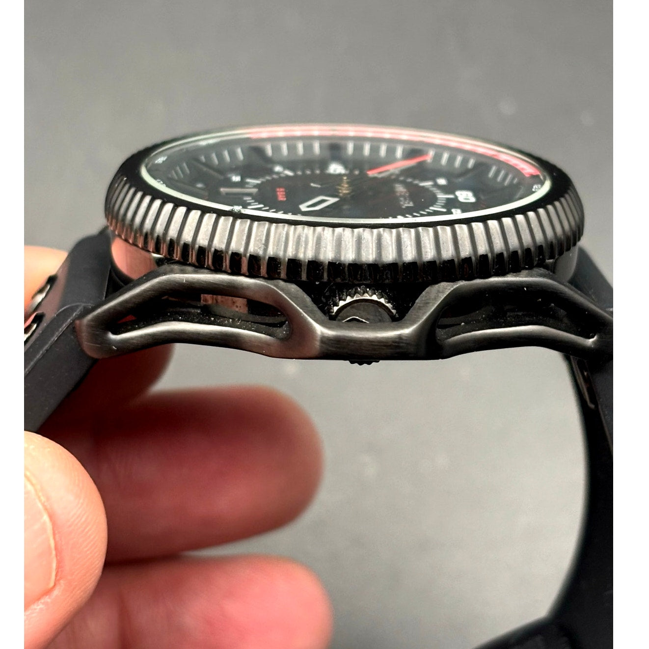 Diesel DZ1760 Rollcage Men’s Quartz Watch Black Dial Silicone Strap 46mm NIBWT