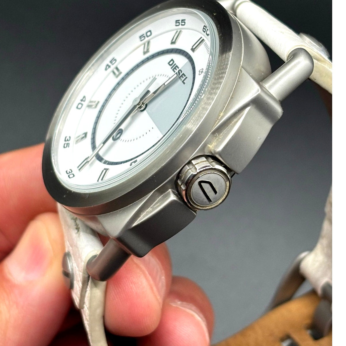 Diesel DZ1577 Descender White Dial White Leather Men’s Watch 46mm