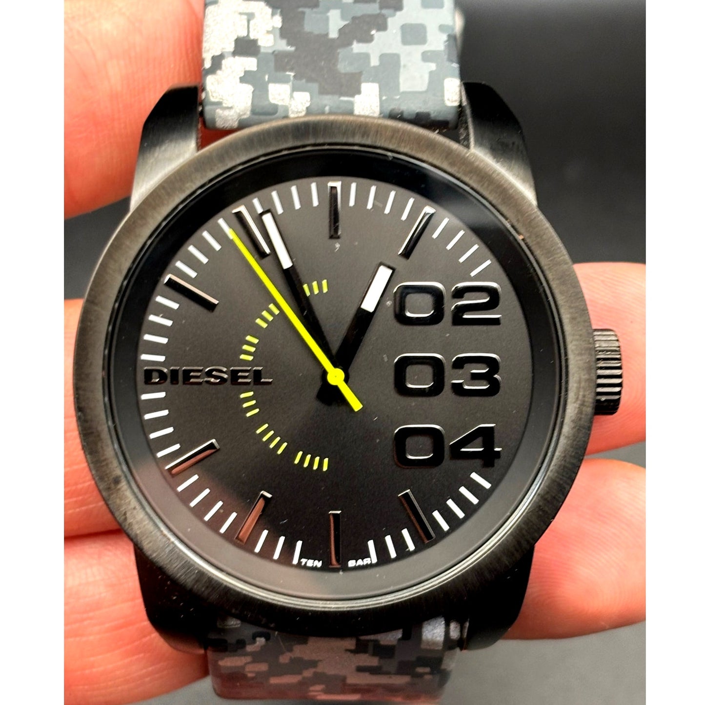 Diesel Double Down DZ1664 Mens Watch Camo Leather Strap Black Dial 46mm NIBWT
