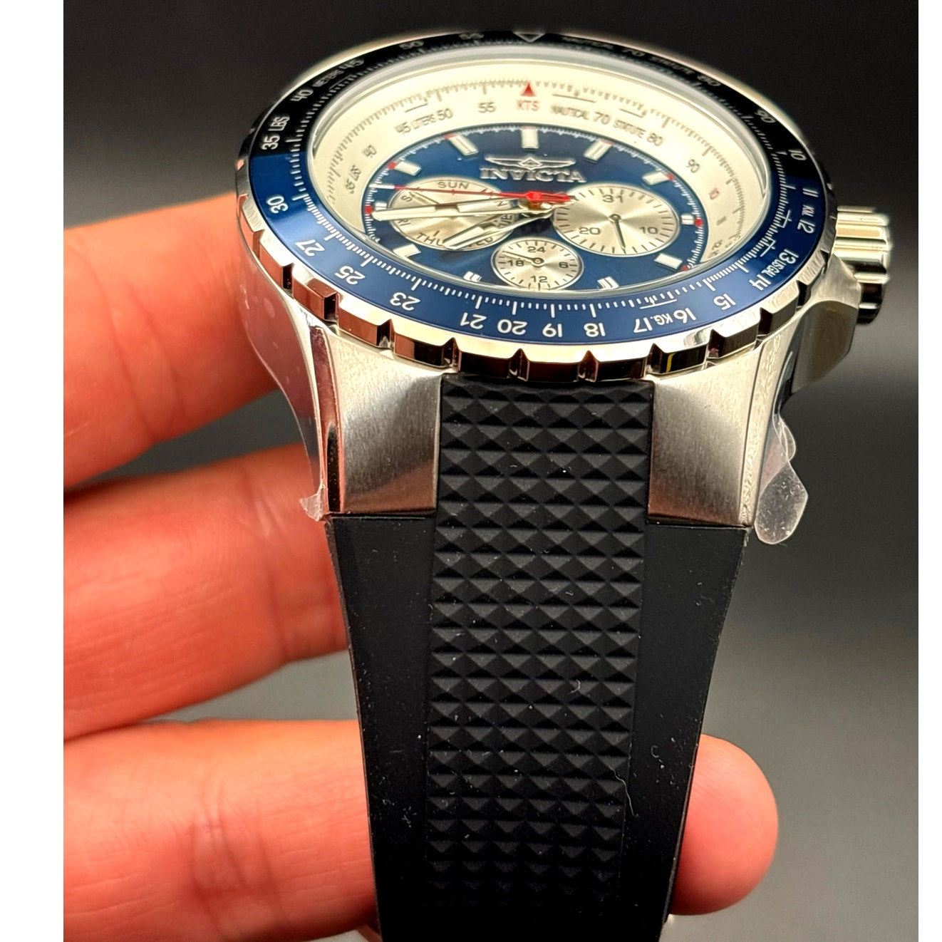 Invicta 32916 Aviator Skyshock Men's Blue Dial Black Silicone Strap Watch NIBWT