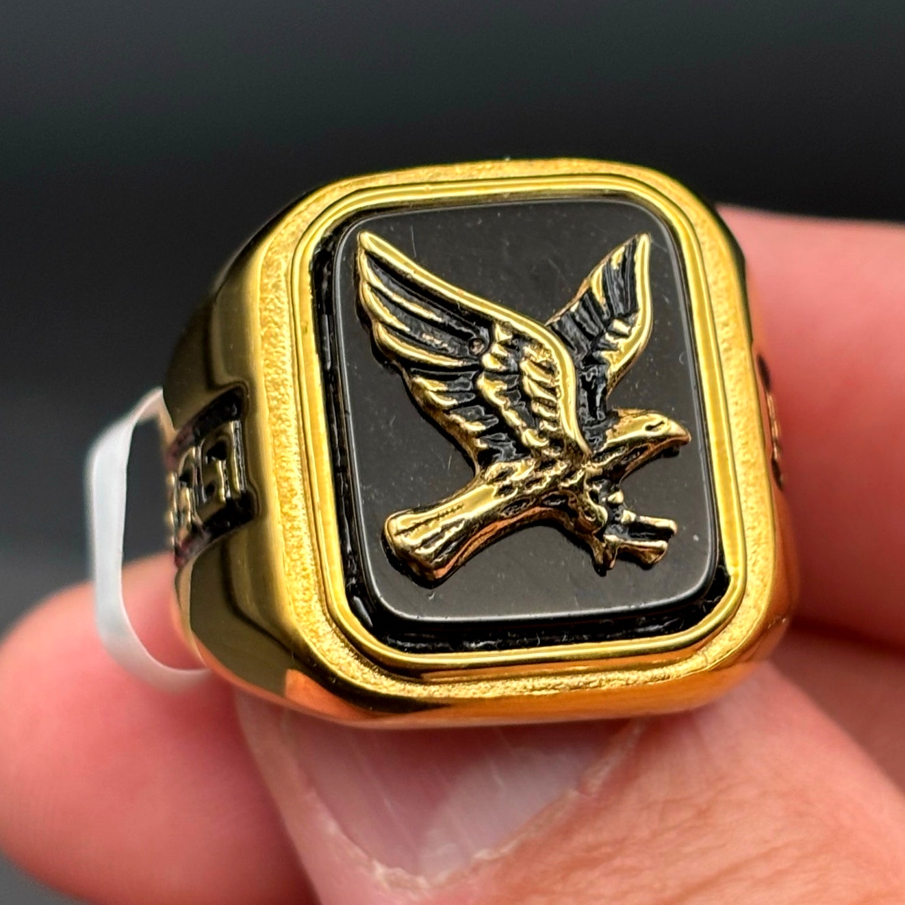 Blackjack BJZ03G Mens Onyx Eagle Ring 18K Gold Plated Stainless Steel NWT
