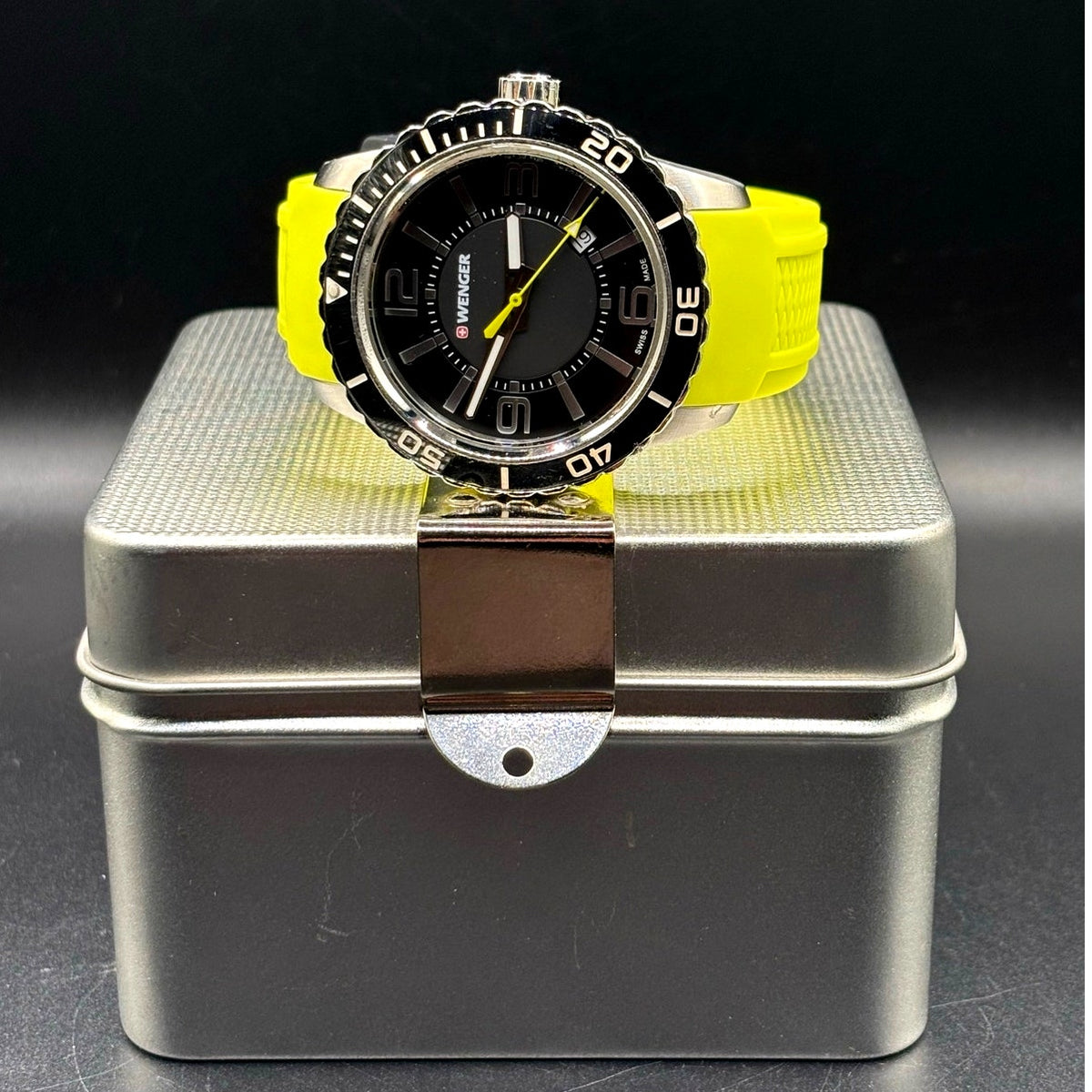 Wenger Roadster 01.0851.115 Swiss Made 45mm Black Dial Yellow Silicone Watch