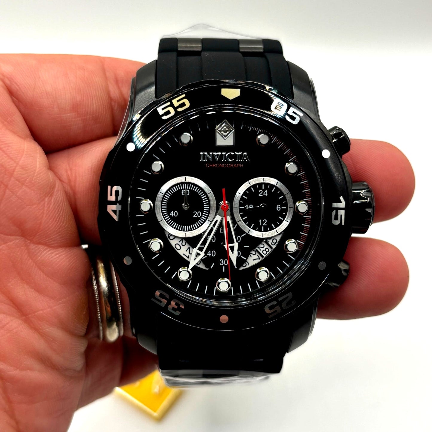 Invicta Pro Diver Scuba 37231 Mens 48mm Chronograph Black Quartz 100m NIBWT