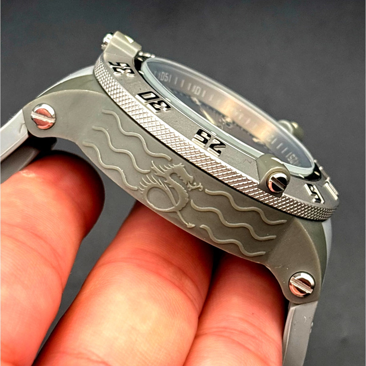 Invicta 10105 Subaqua NOMA III Grey Dial Rubber Strap 50mm Watch NIBWT