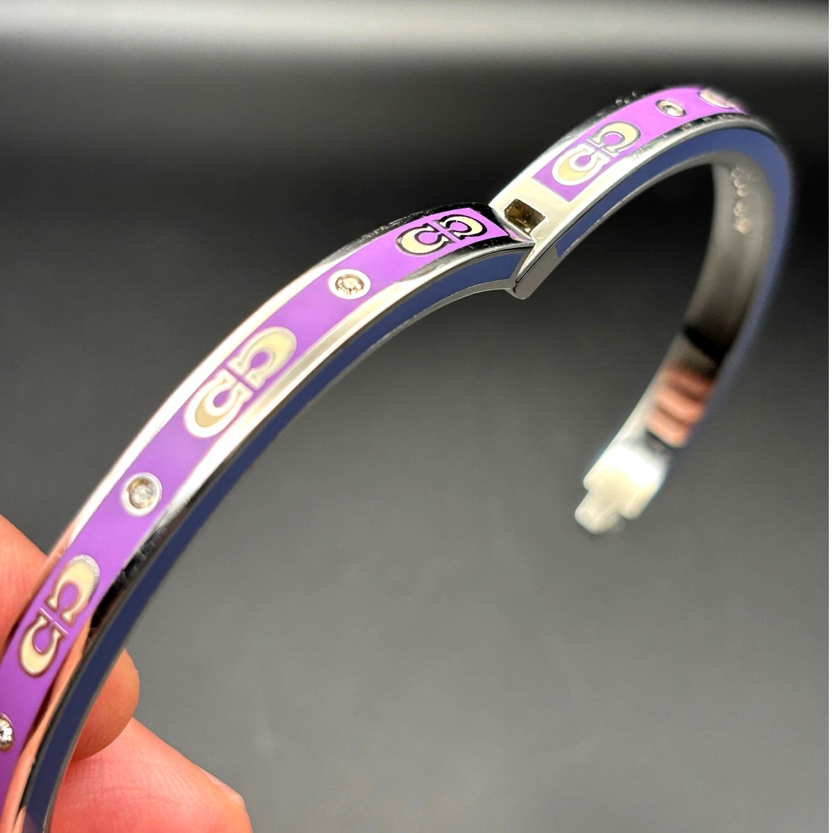 Coach CY053 Kissing Signature Enamel Hinged Bangle Purple and Blue Color NIBWT