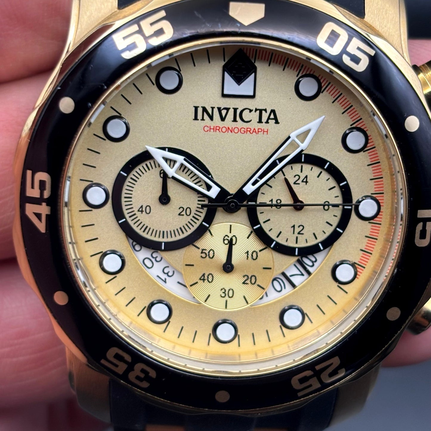 Invicta Pro Diver 17566 Men’s Chronograph Black & Gold Silicone Strap Watch NIB