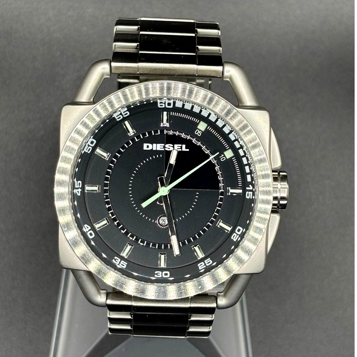 Diesel Descender DZ1579 Black Dial Stainless Steel Men’s Watch